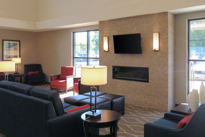 Hotel Interior 11 of 61