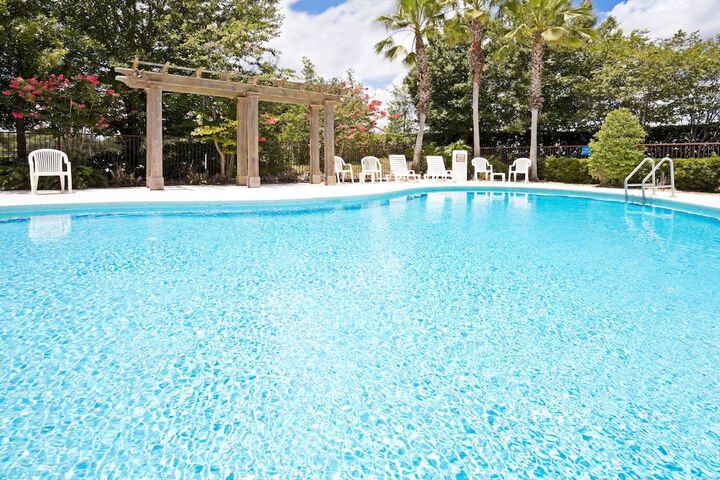 Pool 6 of 45