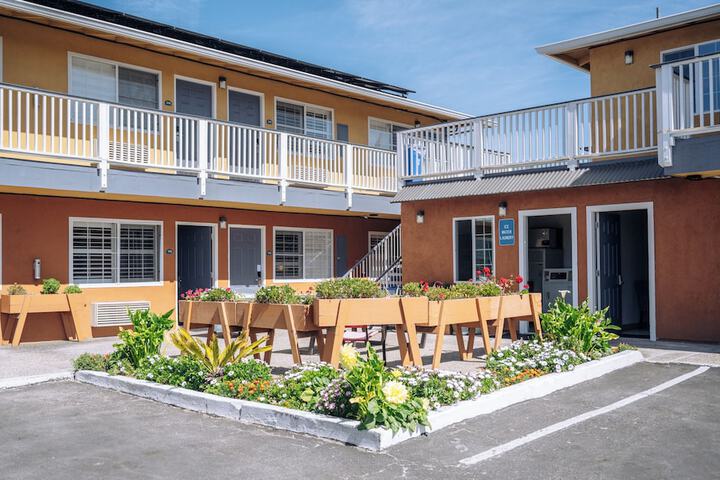 Sand Castle Inn