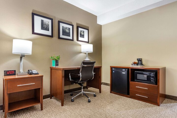 Room 15 of 52