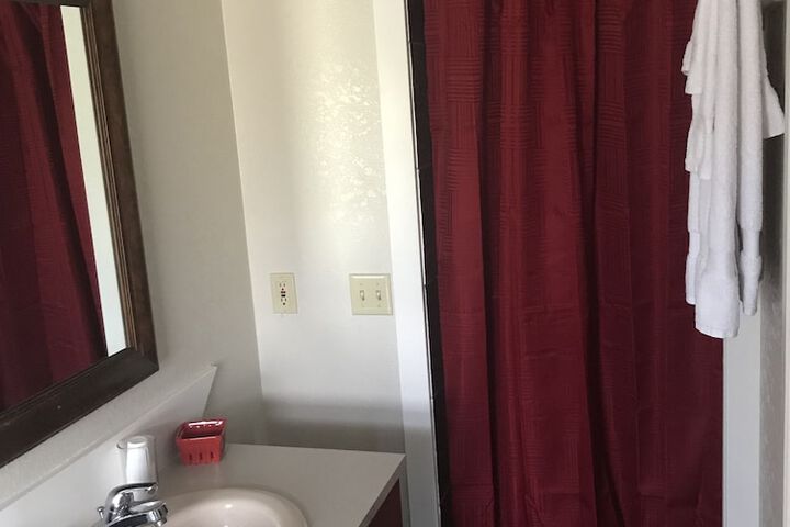 Room 14 of 35