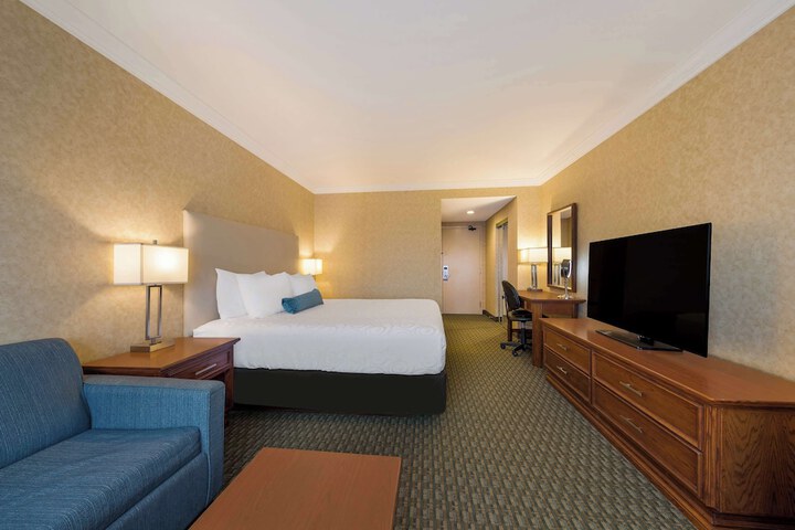 Room 13 of 56