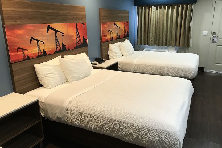 Room 15 of 28