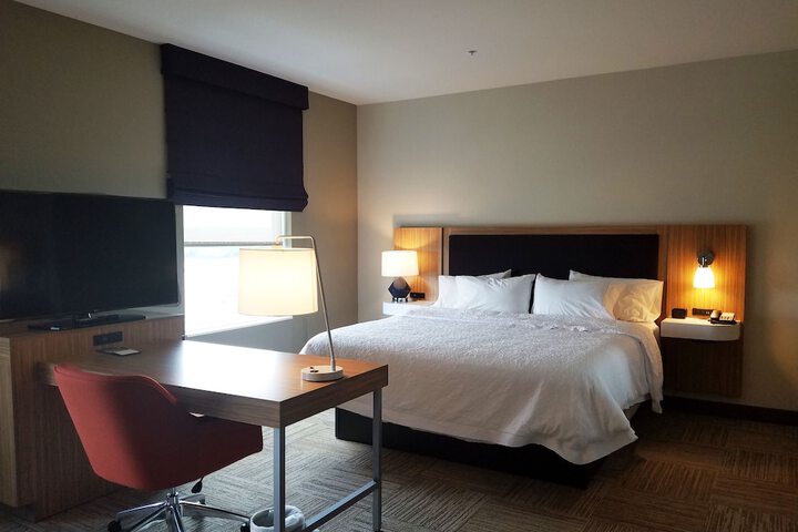 Room 28 of 50