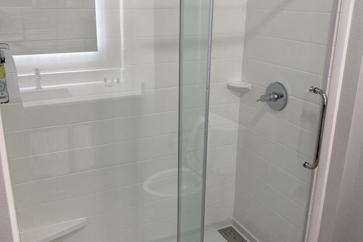 Room 15 of 81