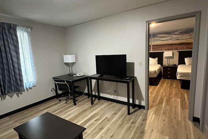 Room 21 of 51