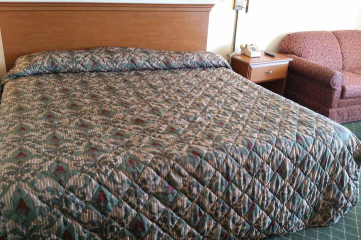 Economy Inn