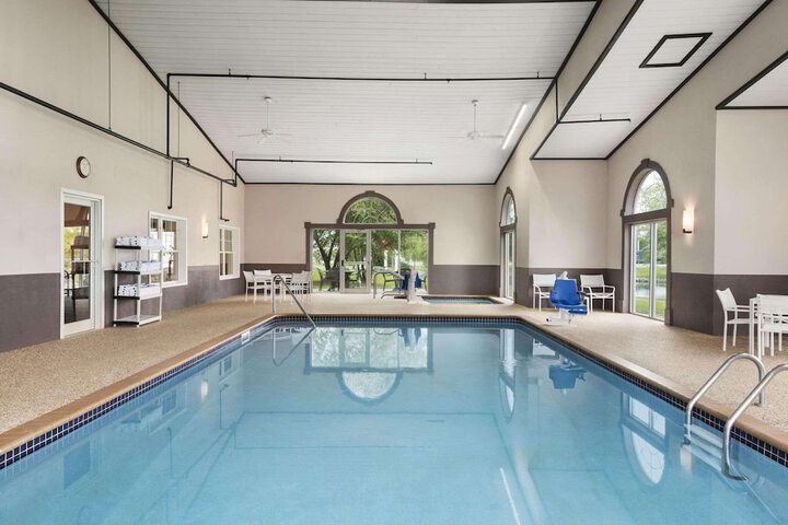 Pool 6 of 20