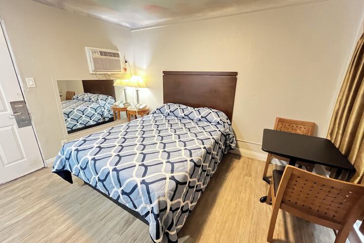 Griffith Park Motel - LA Hollywood Area