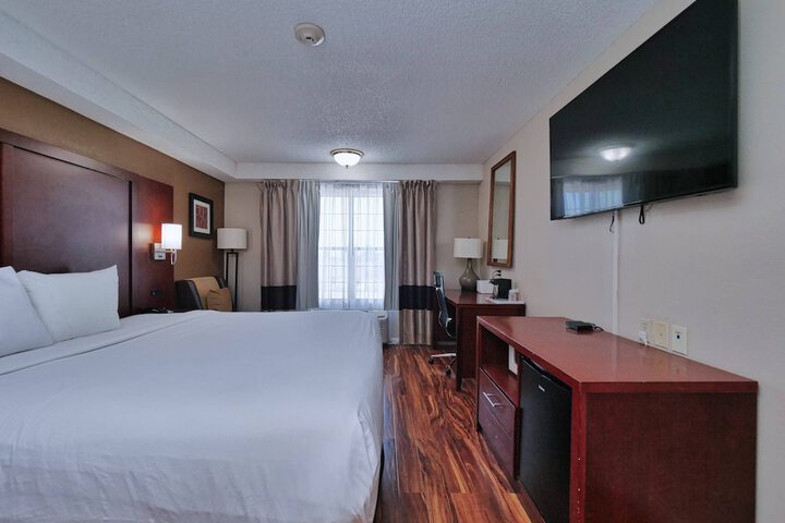 Red Lion Inn & Suites Auburn