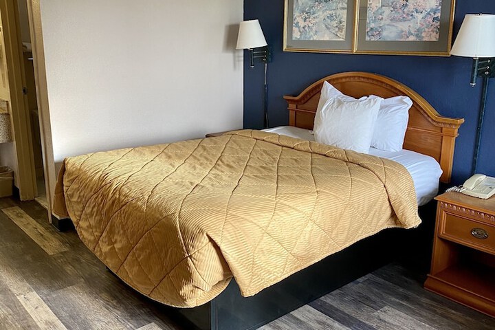 Room 38 of 52