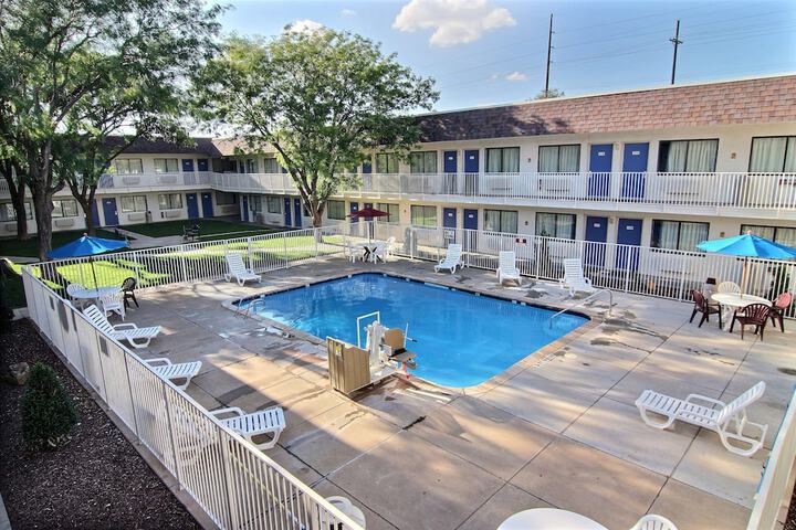Pool 7 of 33