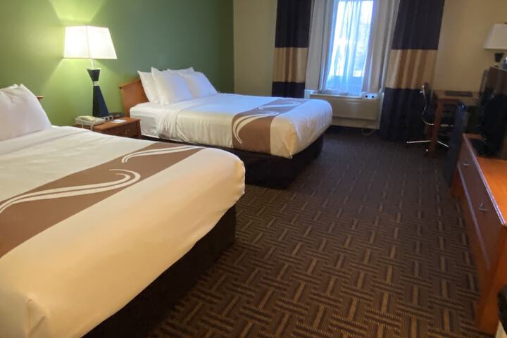 Room 11 of 44