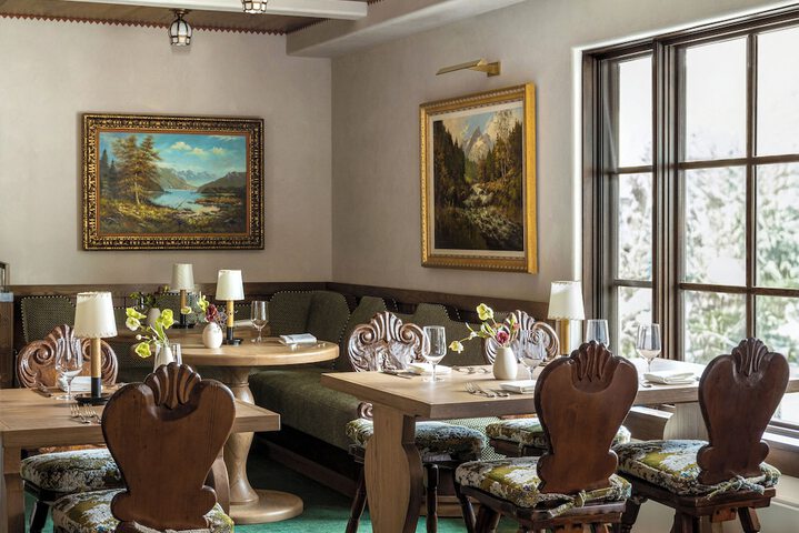 Goldener Hirsch Auberge Collection