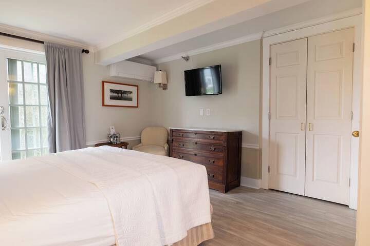 The Beach House Inn