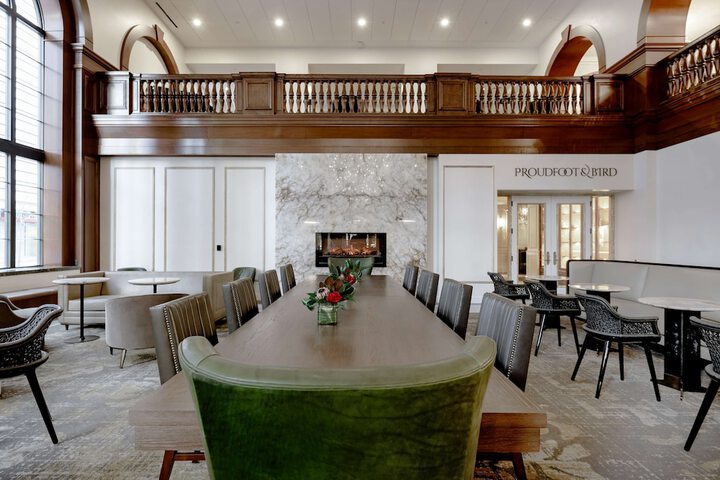 Hotel Fort Des Moines Curio Collection by Hilton