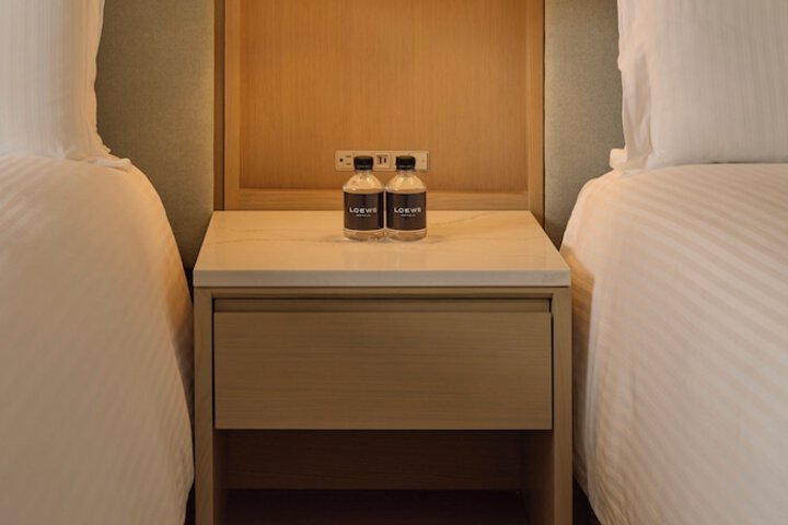 Loews Miami Beach Hotel – South Beach