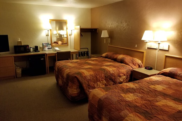 Room 18 of 50