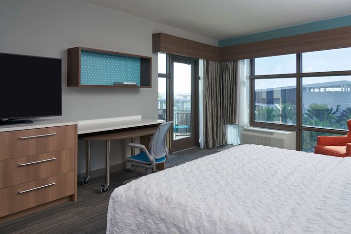 Home2 Suites by Hilton Pompano Beach Pier