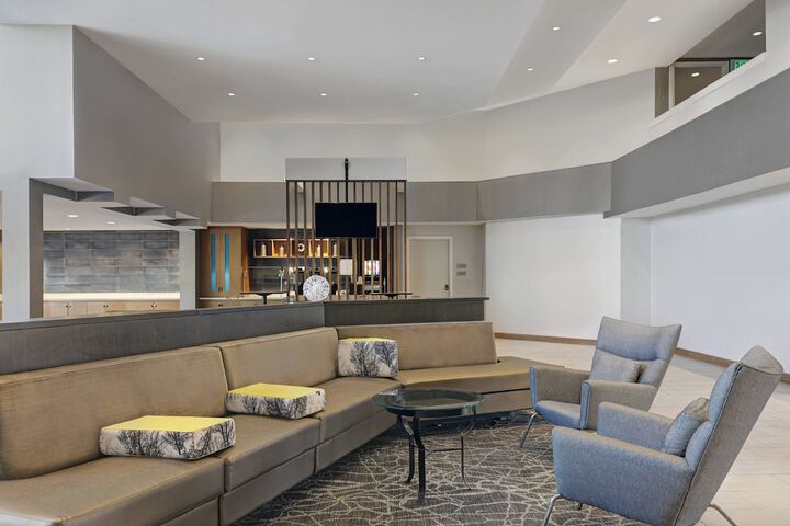 Hotel Interior 13 of 40