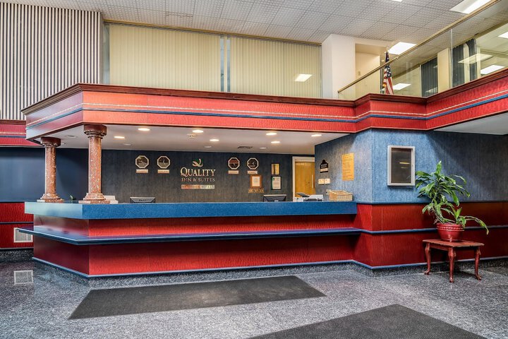 Quality Inn & Suites Albany Airport