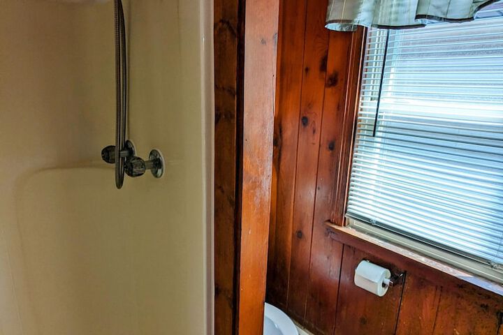 Room 46 of 140