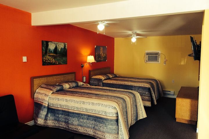 Room 12 of 43