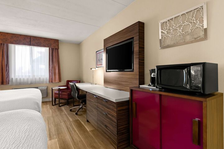 Room 20 of 63