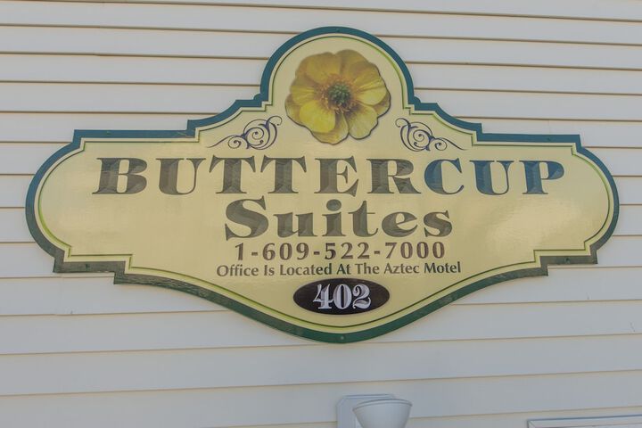 Buttercup Suites