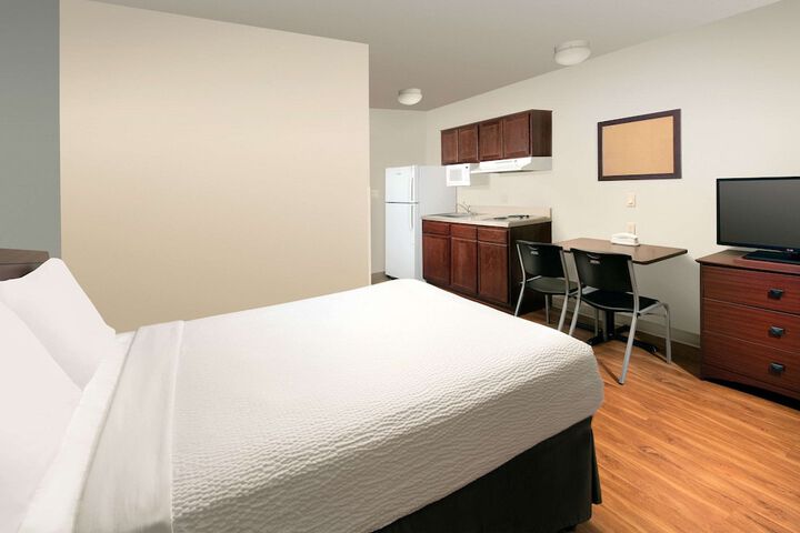 Room 16 of 23