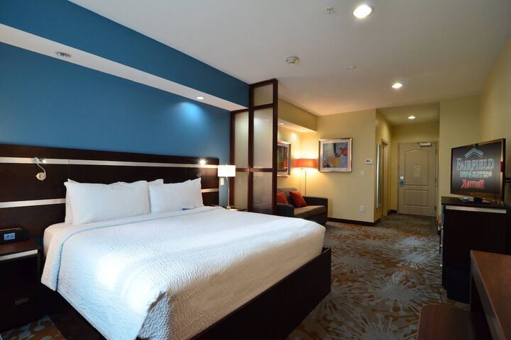 Room 8 of 27