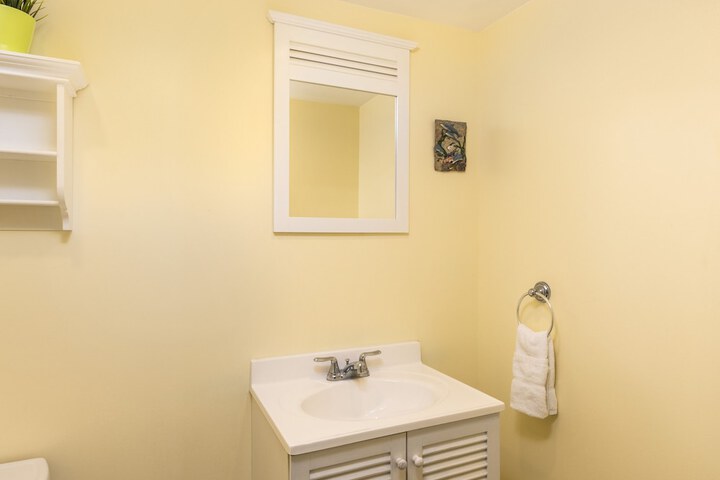 Room 44 of 61