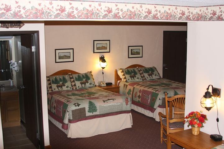 Room 9 of 25