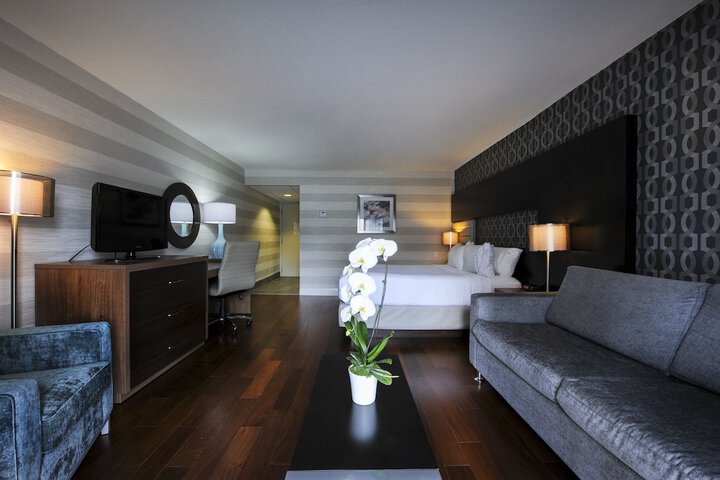 Room 14 of 53