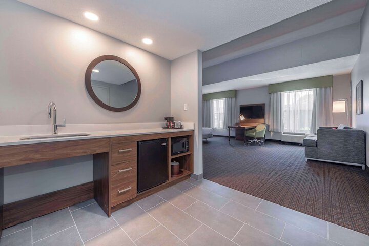 Room 18 of 54