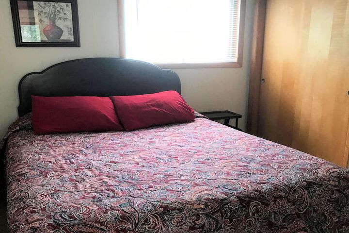 Room 74 of 152