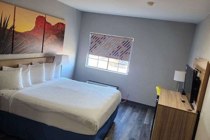 Room 117 of 143
