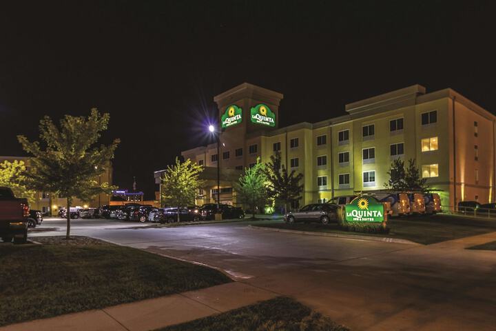 Hotel 2 of 30