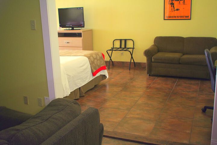 Room 36 of 59