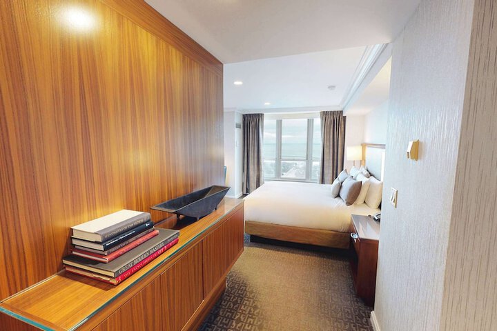 Hilton Chicago