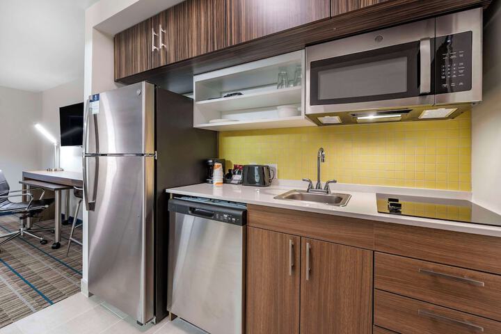MainStay Suites Georgetown Lexington North