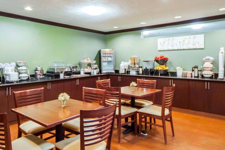 Sleep Inn & Suites Edmond near University