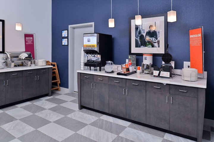Hampton Inn & Suites Shelby