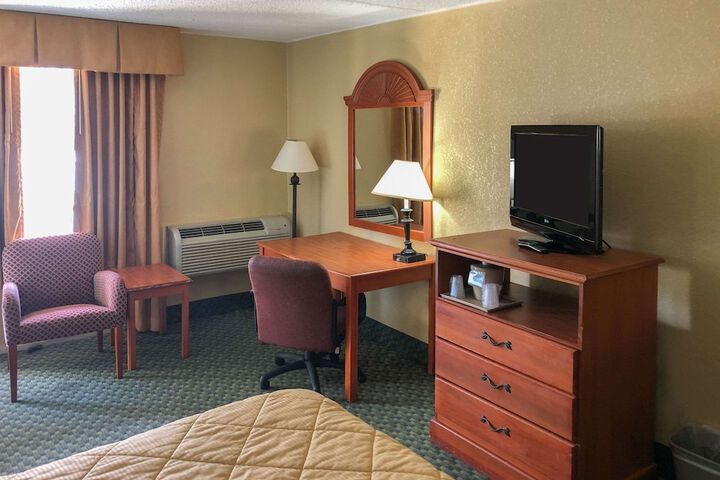 Room 29 of 37