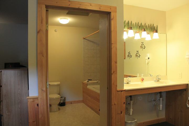Room 14 of 40