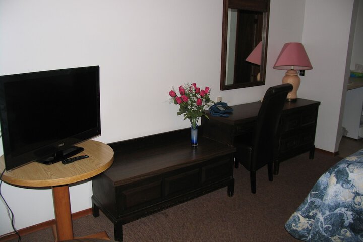 Room 27 of 42