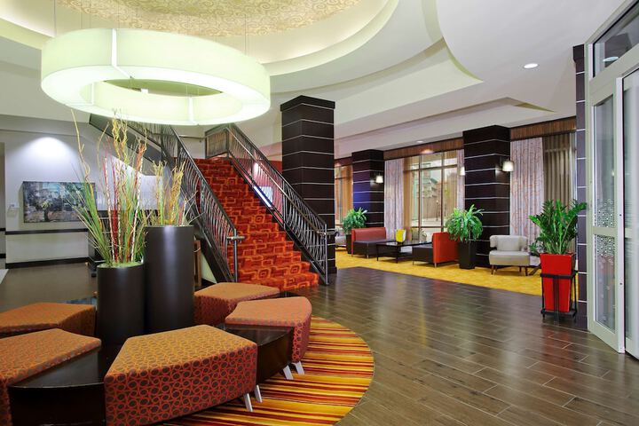 Hampton Inn & Suites Columbus-Downtown