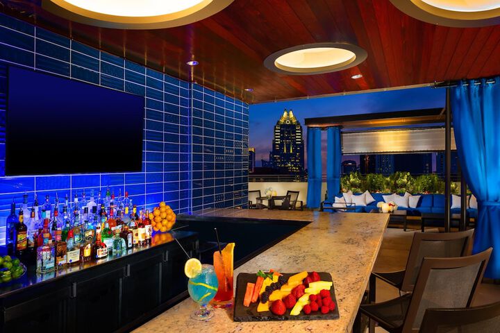 Hilton Austin