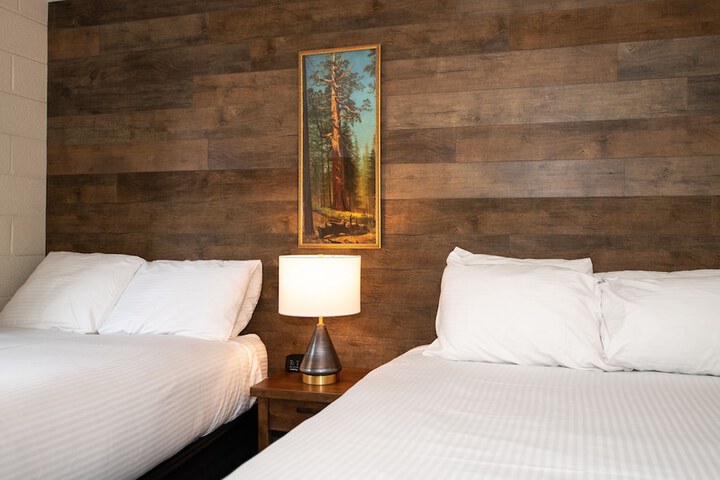 Gull Lake Lodge
