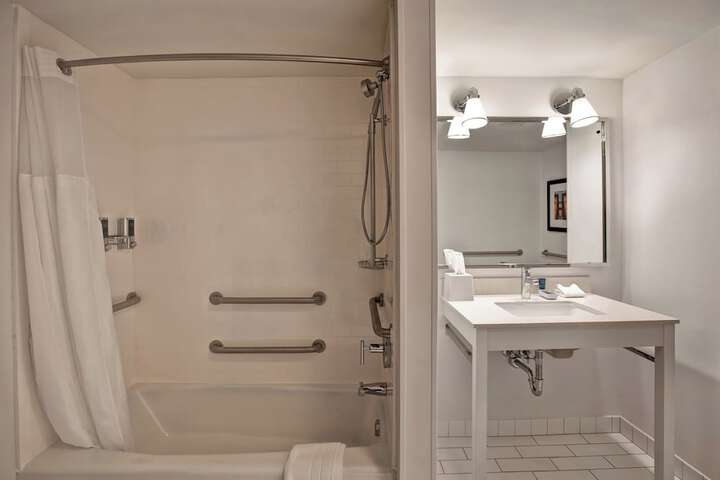 Four Points by Sheraton Peoria